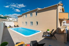 Apartments Lux 2